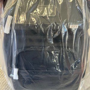 Factory Sealed New Alpha Tumi Brief Pack Style #1173471041